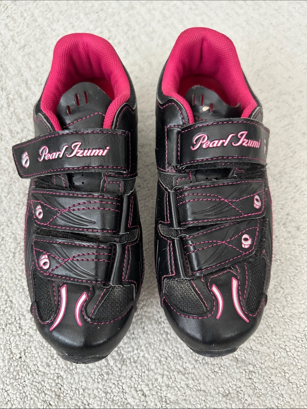 Pearl Izumi Women's Black and Pink Cycling Shoes